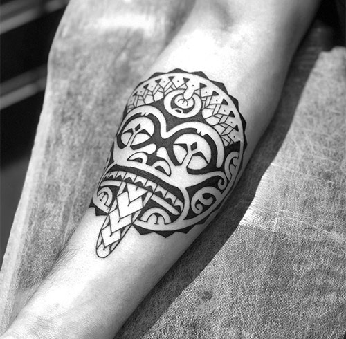 19 Traditional Polynesian Tattoo Designs With Meanings WPC Trends   Polynesian Tiki Tattoo 