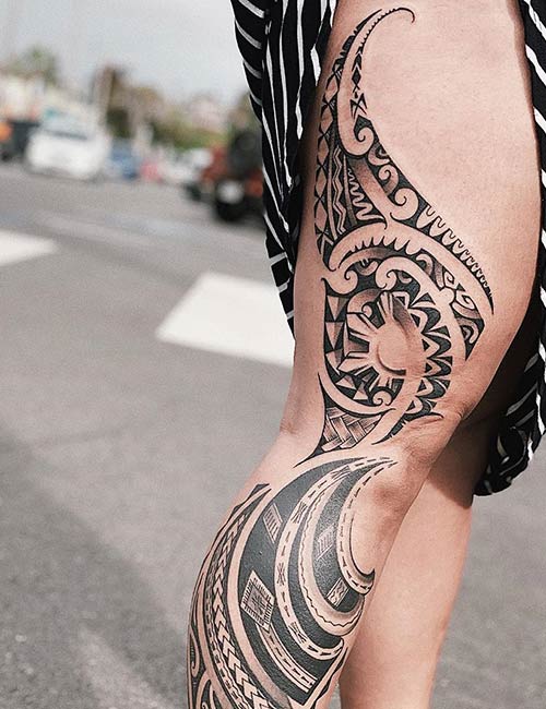 25 Meaningful Hawaiian Tattoo Designs To Try In 2022 WPC Trends   Tribal Leg Tattoo 